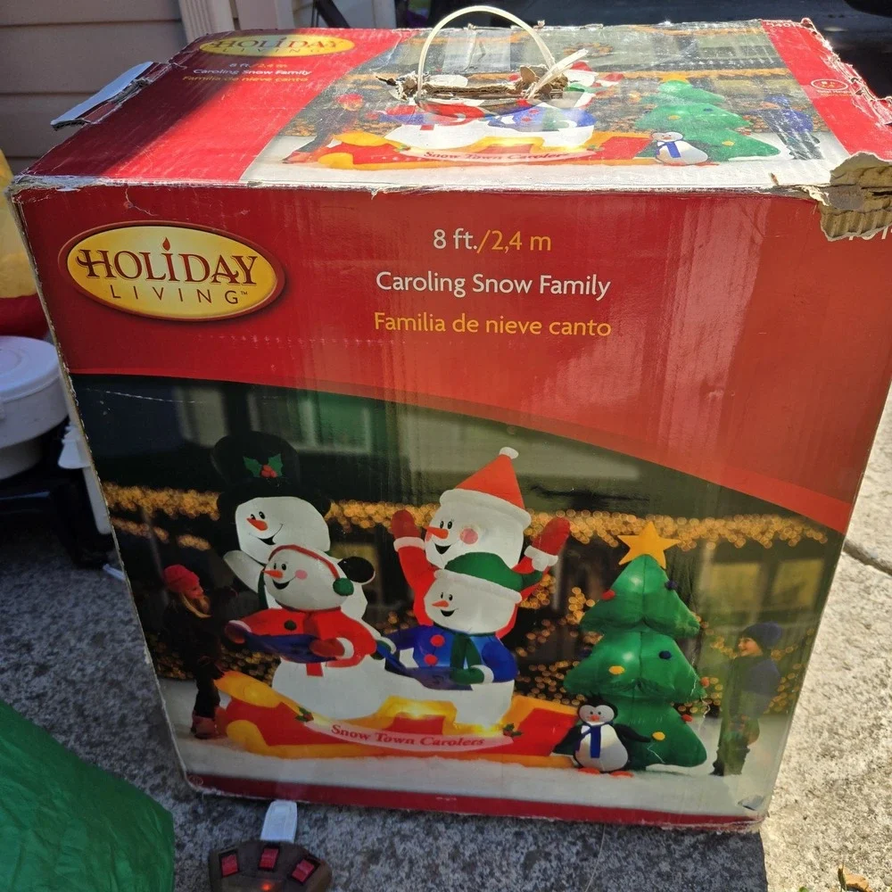 Vtg Gemmy holiday living caroling snow family Inflatable Lights Sounds Rare Read